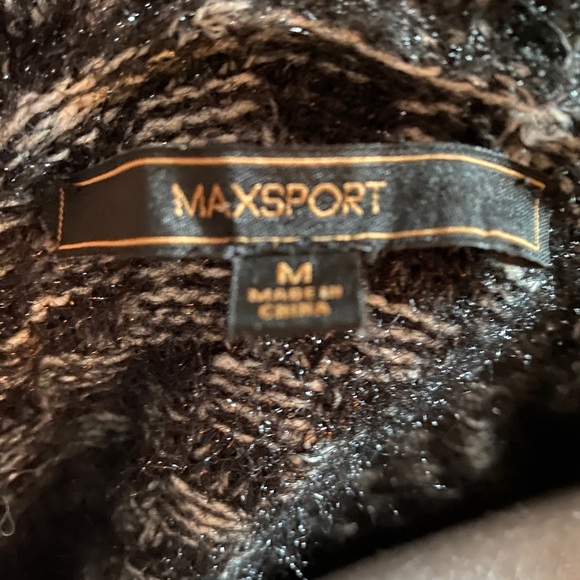 Maxsport black and grey checkered sweater/cardigan. Medium. Two front pockets. - Picture 9 of 15